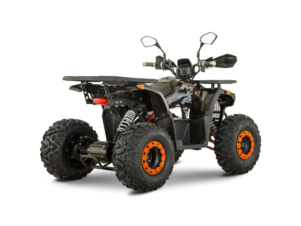 MXF Brave 1500W Preto_Laranja Diagonal Traseira