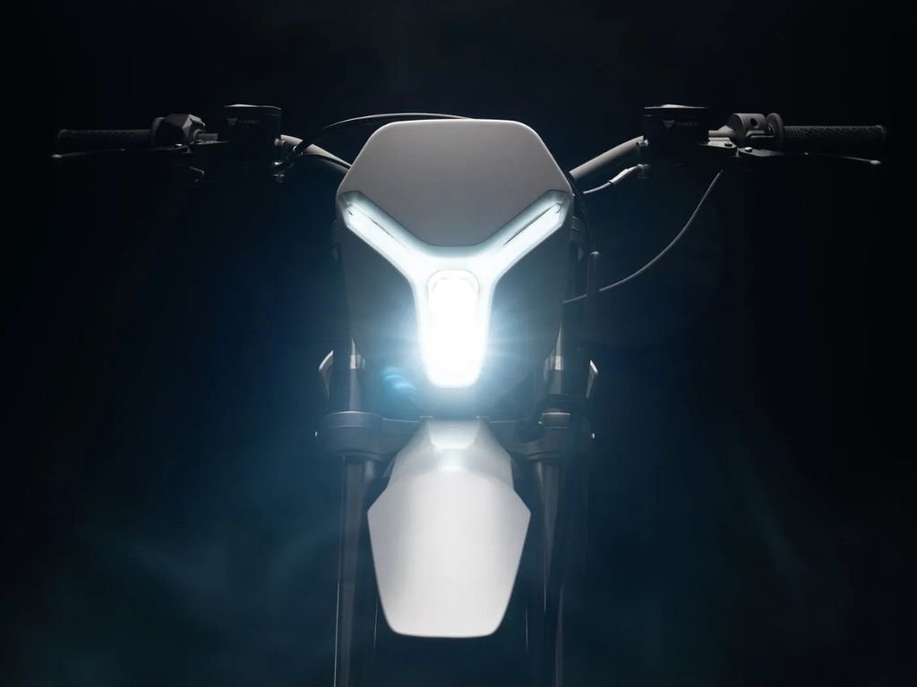 YVolt Surge V Branca Farol